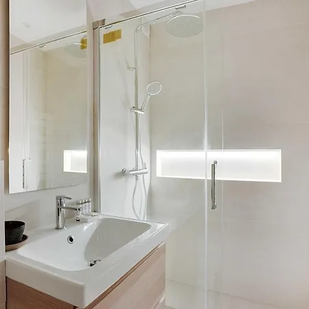 Amazing 2br6p - Sacre Coeur Appartamento